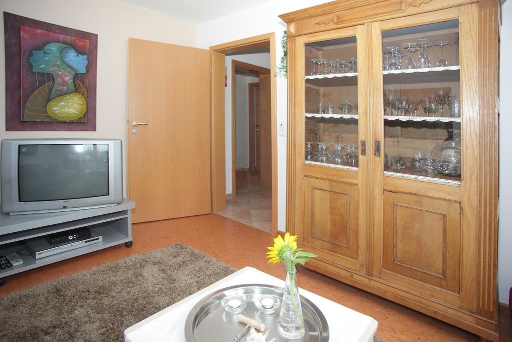 Ferienwohnung Schwarzwaldblick Bühlertal Δωμάτιο φωτογραφία